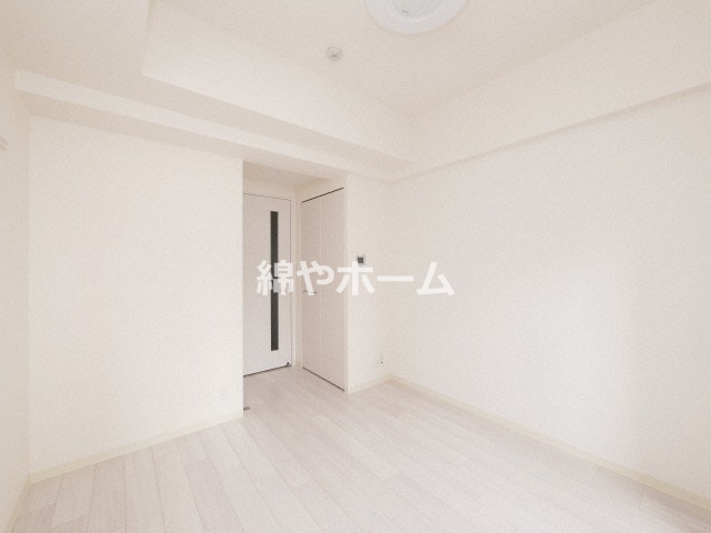 ララプレイス難波メティスの洋室|スタンダードな洋室です