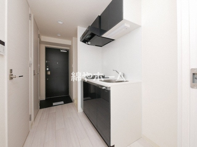 ララプレイス難波メティスの内装|明るい室内です