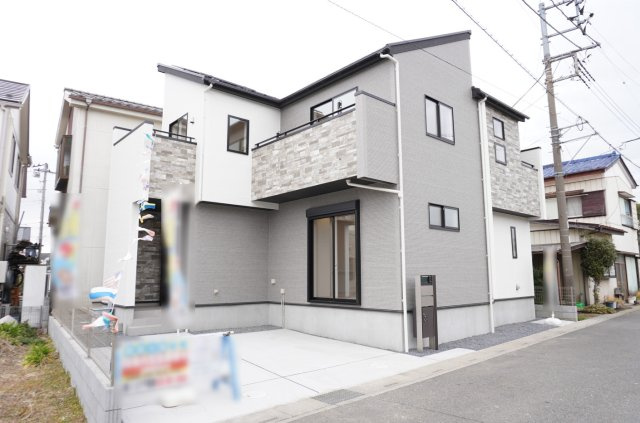 越谷市七左町7丁目 新築分譲住宅 の外観