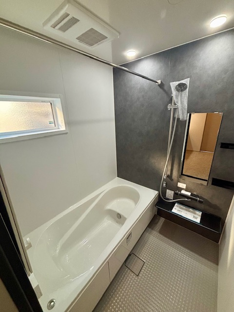 久留米市江戸屋敷2丁目の浴室|一日の疲れを癒す、やすらぎのバスルーム