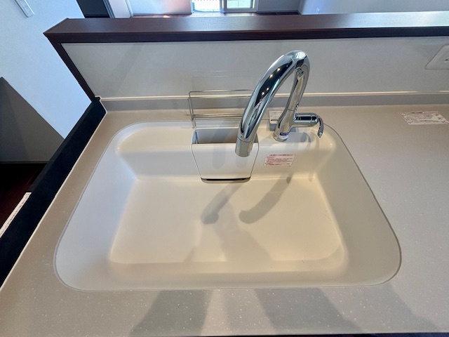 久留米市江戸屋敷2丁目のキッチン|広めのシンクは使いやすいですね♪