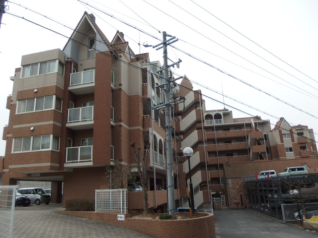 クレオール東公園の外観
