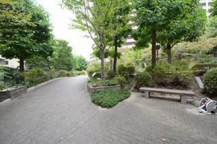 阪急日生ニュータウン花咲く丘の街Ｂ棟の外観