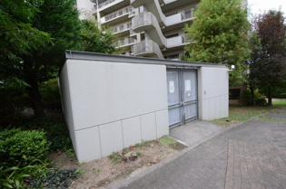 阪急日生ニュータウン花咲く丘の街Ｂ棟の外観