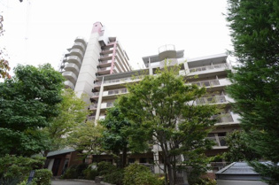 阪急日生ニュータウン花咲く丘の街Ｂ棟の外観