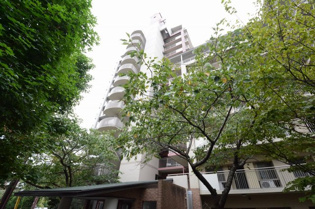 阪急日生ニュータウン花咲く丘の街Ｂ棟の外観