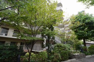 阪急日生ニュータウン花咲く丘の街Ｂ棟の外観