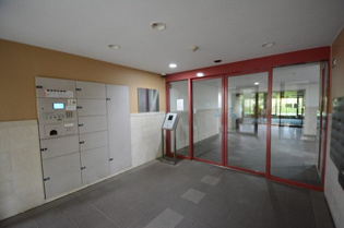 阪急日生ニュータウン花咲く丘の街Ｂ棟のエントランス