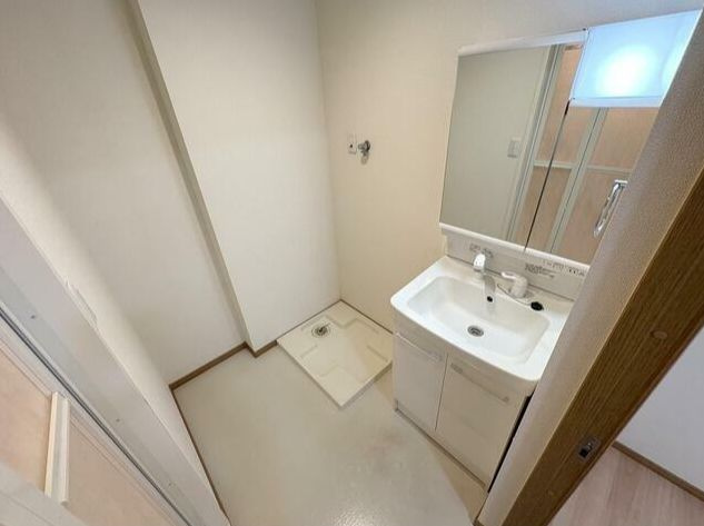 さいたま市浦和区本太５丁目のアパートの洗面所