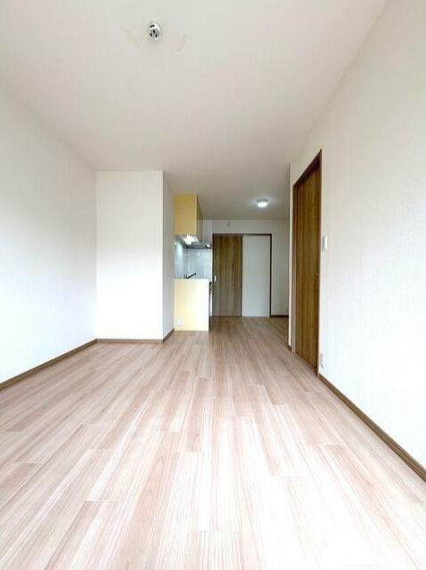 さいたま市浦和区本太５丁目のアパートの居間・リビング