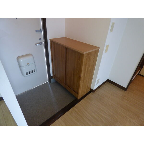 コーポ西浦Ⅰの玄関