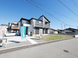 南アルプス市下宮地 新築全2棟 2号棟 眺望と3箇所のWIC