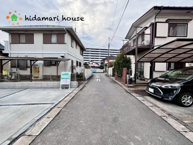 桶川市神明1期　新築戸建　KIP　01の前面道路含む現地写真