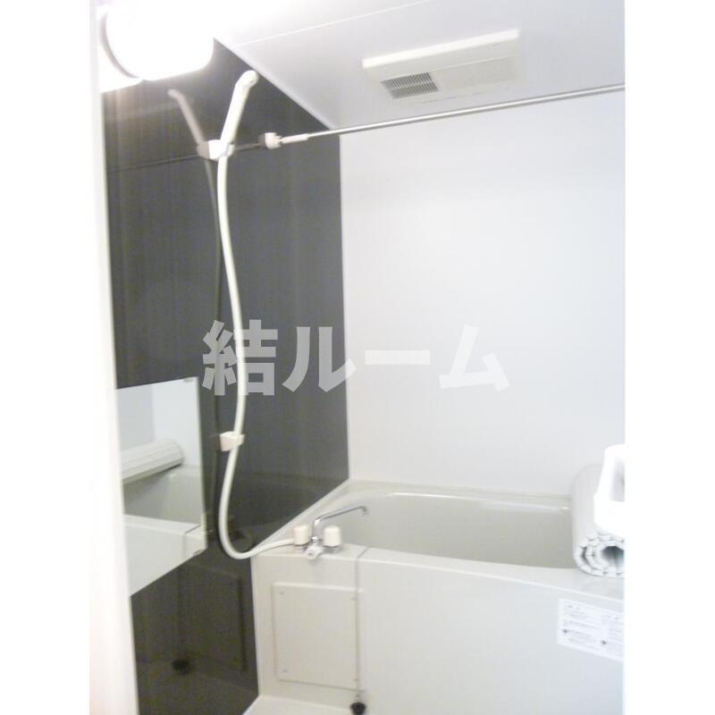 メゾン エクリュの浴室