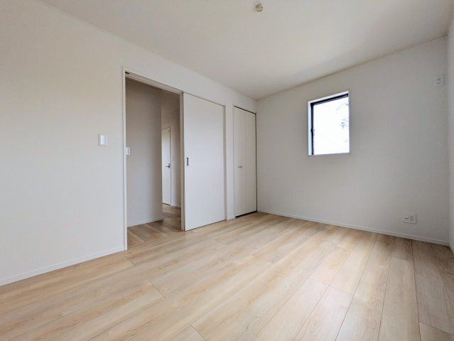 明石市大久保町谷八木新築戸建７号棟の洋室