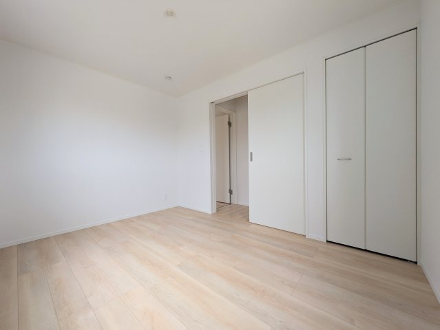 明石市大久保町谷八木新築戸建７号棟の洋室