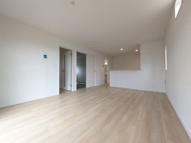 明石市大久保町谷八木新築戸建７号棟の居間・リビング