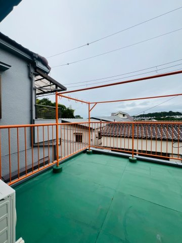 パーク塩屋のバルコニー