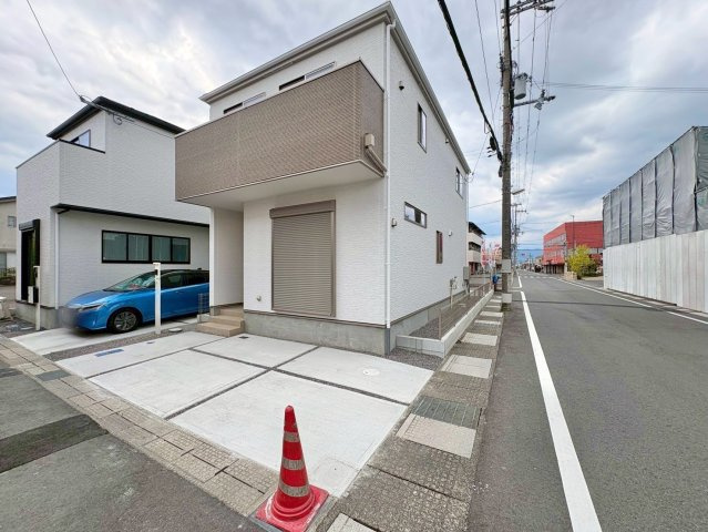 草津市上笠3丁目2号棟　新築戸建て