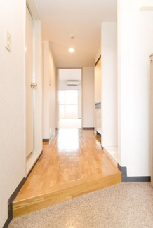 【玄関】 | ヴェルデ向ヶ丘 | 同仕様写真