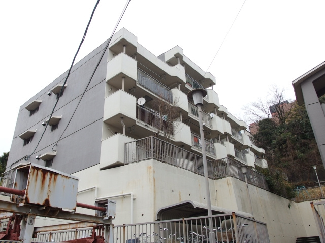 サンハイツ岡崎ＡＢの外観|Ｂ棟外観