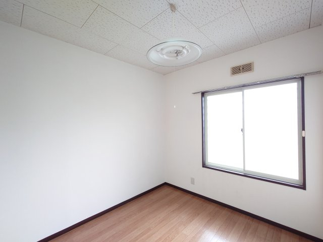 ヒルサイドハイツⅠの寝室