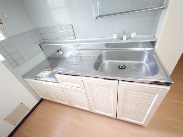 ヒルサイドハイツⅠのキッチン