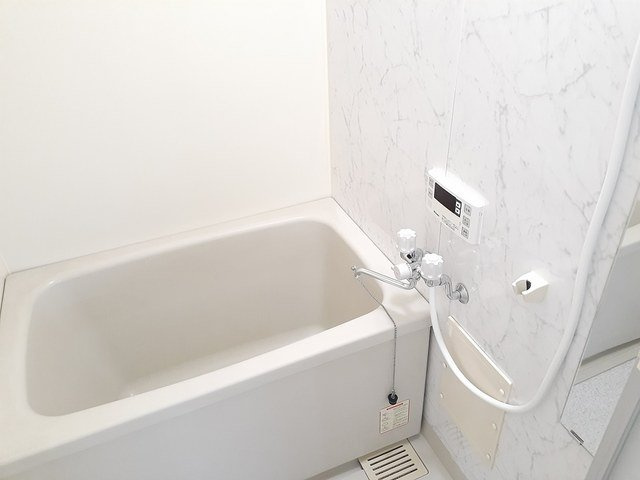 パストラルコート１０の浴室|ゆったり過ごせるお風呂です