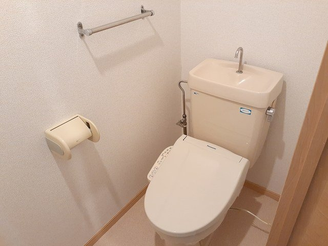 パストラルコート１０のトイレ|シンプルで使いやすいトイレです
