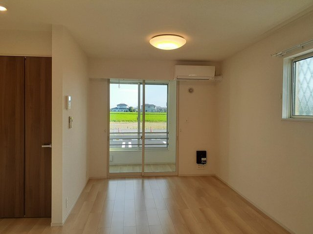 リベルテ　Ⅲの居間・リビング|使いやすいリビングです