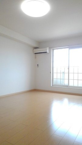 ブリーゼ・カーサの居間・リビング|居間です