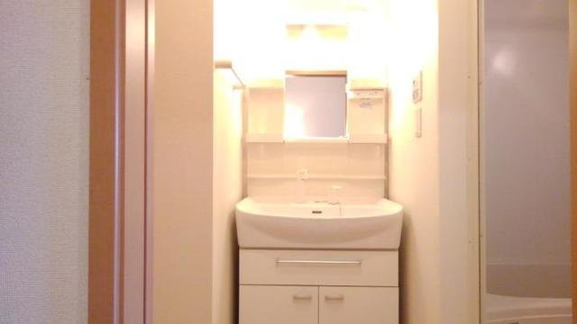 エトワールの洗面所|スペースが確保できる洗面所です