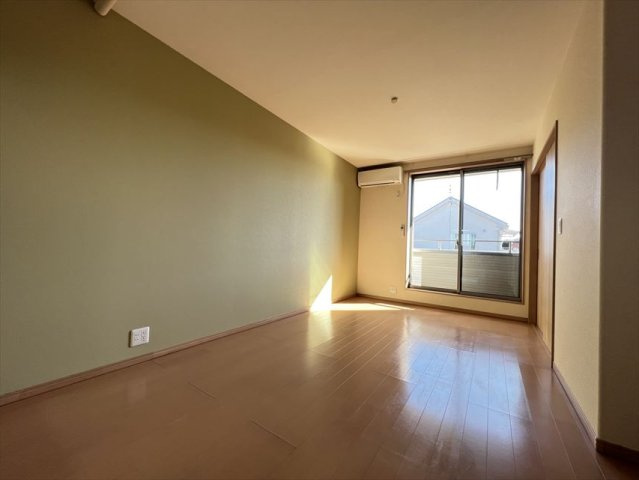 グリーンコーポⅡの居間・リビング|ゆったり過ごせるリビングです