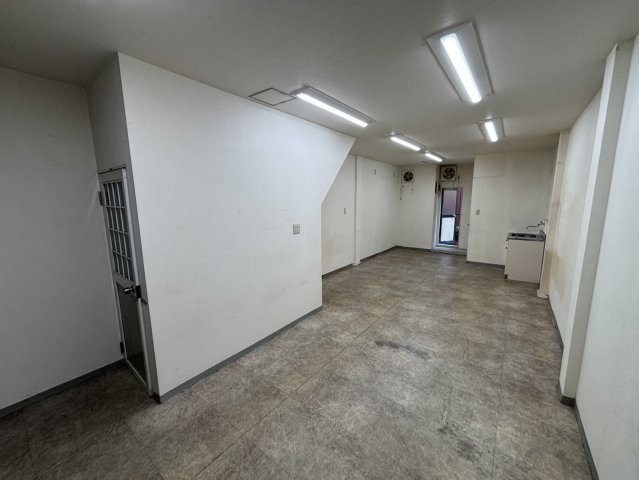 杉戸２丁目　貸店舗の内装|おしゃれな内装です