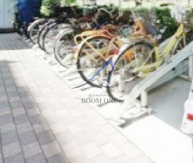 ラ・ポームのその他