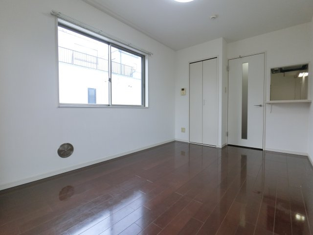 千葉市中央区登戸１丁目の賃貸マンションの内装