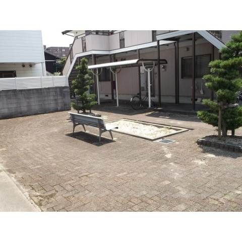 ハミング諏訪Ａの駐車場