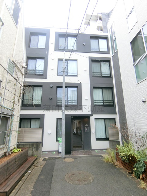 アピチェ田園調布の外観|2024年6月築　RC鉄筋コンクリート造地上4階建て総戸数15戸インターネット無料
東京都大田区田園調布南　東急多摩川線沼部駅徒歩5分、東急池上線御嶽山駅徒歩13分