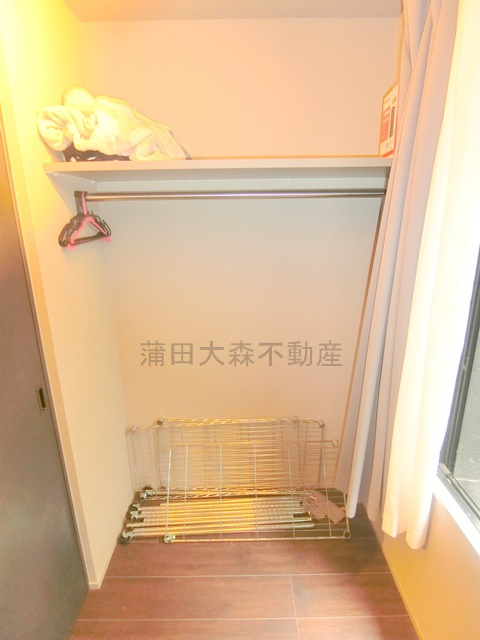 アピチェ田園調布の収納|洋室収納　オープンクローゼット