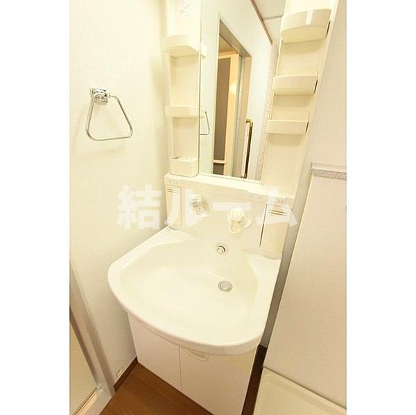 豊島区南長崎５丁目の賃貸マンションの洗面所