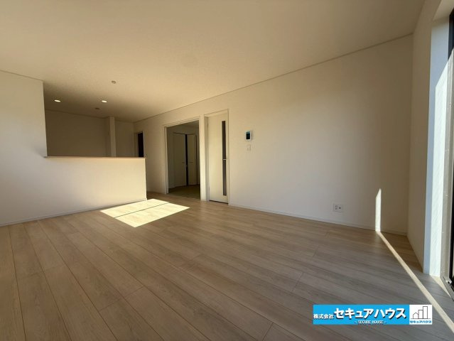 【同施工物件ご案内可能】愛知郡東郷町大字和合字知々釜　全3棟の外観|【1号棟パース】
事前予約にて現地ご見学いただけます！
■株式会社　セキュアハウス■
住宅ローンに強く、知識、経験豊富なスタッフ在籍
お客様に寄り添い、ご成約後もサポート致します。