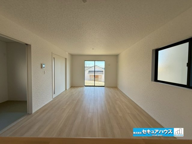 【同施工物件ご案内可能】愛知郡東郷町大字和合字知々釜　全3棟の外観|【2号棟パース】
事前予約にて現地ご見学いただけます！
■株式会社　セキュアハウス■
住宅ローンに強く、知識、経験豊富なスタッフ在籍
お客様に寄り添い、ご成約後もサポート致します。