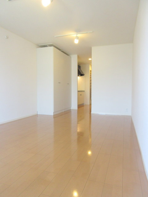 ＬＵＭＩＮＯＵＳ　ＡＳＡＨＩＤＡＩの洋室|★可動式収納あり★