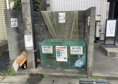【設備】 | ダイアパレス淵野辺 | 共有部分は、住民なら誰もが使える設備のこと。例えば駐車場やエレベーター、インターネット設備、セキュリティ設備などがあります。他にも、マンションの廊下・外部階段やエントランス・ゴミ置き場などがあります。