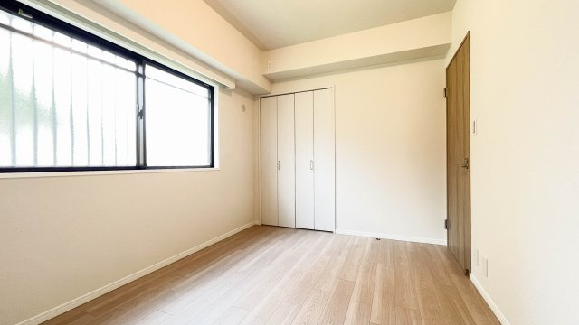 藤和シティホームズ鷺沼小台の洋室|洋室1（約5.8帖）