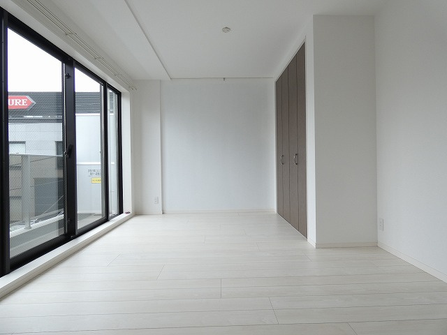 PASEO中目黒　敷金0　浴室乾燥機　オートロックの内装