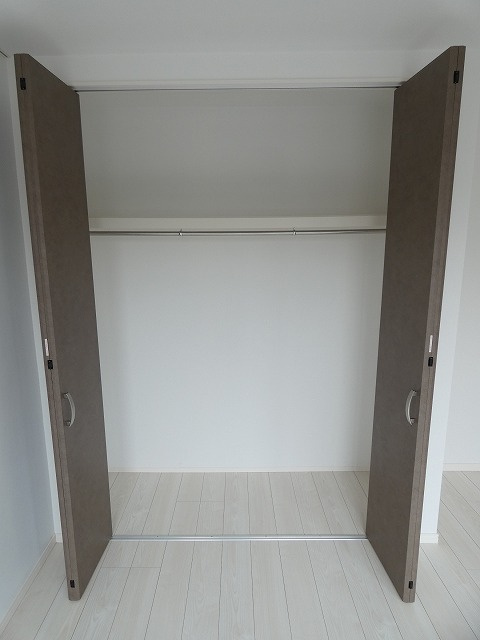 PASEO中目黒　敷金0　浴室乾燥機　オートロックの収納