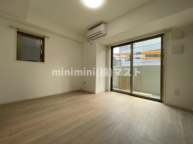 ロイヤルパークヒルズうめきたの洋室