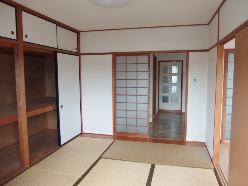 ハイツ島忠の和室