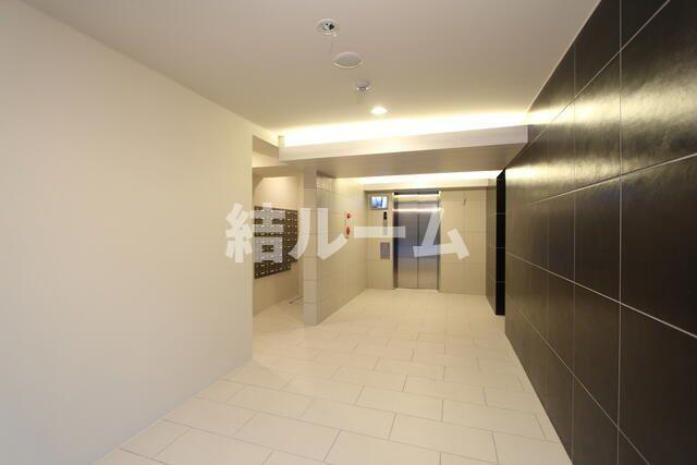 北区田端新町２丁目の賃貸マンションのロビー